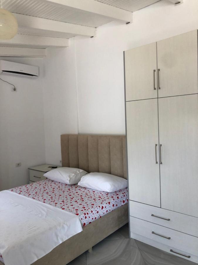Vila Eriseld Ksamil Luaran gambar