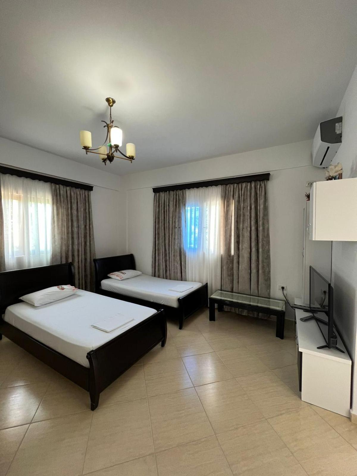 Vila Eriseld Ksamil Luaran gambar