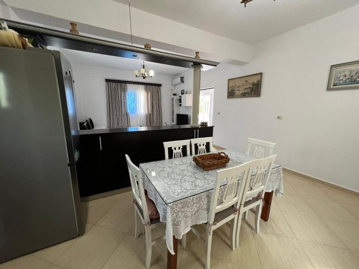 Vila Eriseld Ksamil Luaran gambar